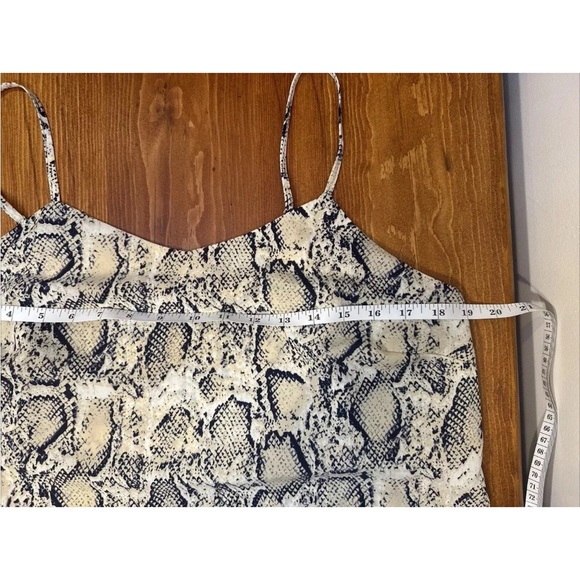 Mod Ref Snakeskin Print Adjustable Spaghetti Strap Camisole Blouse Size M - Picture 7 of 9